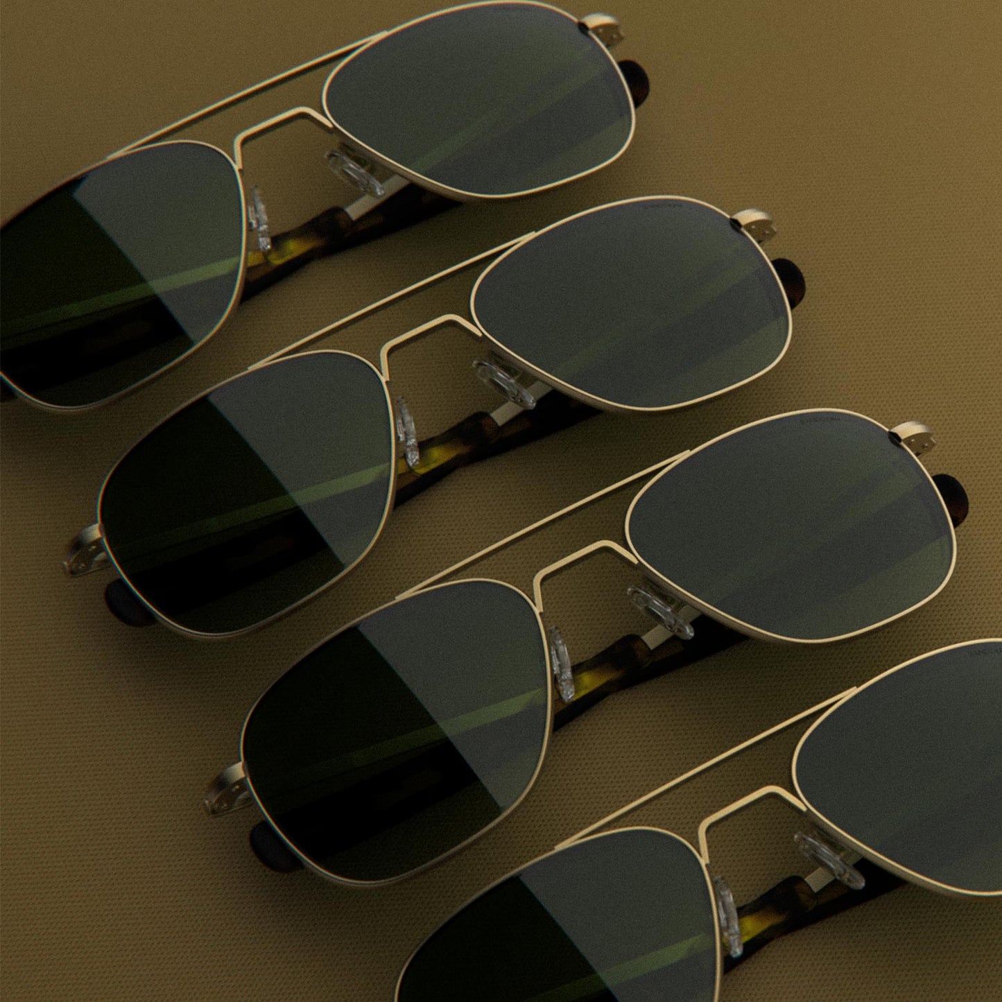 Aviator - 23k Satin Gold & Evergreen
